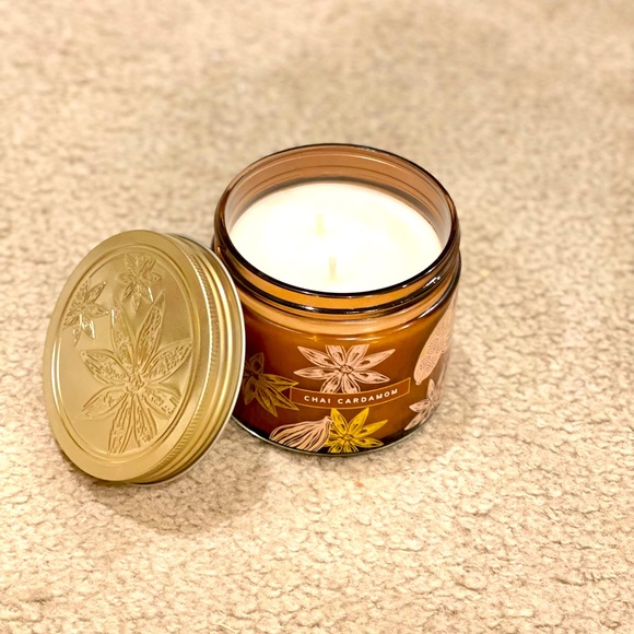 BELLEVUE  2 wick luxury candle - Picture 2 of 2